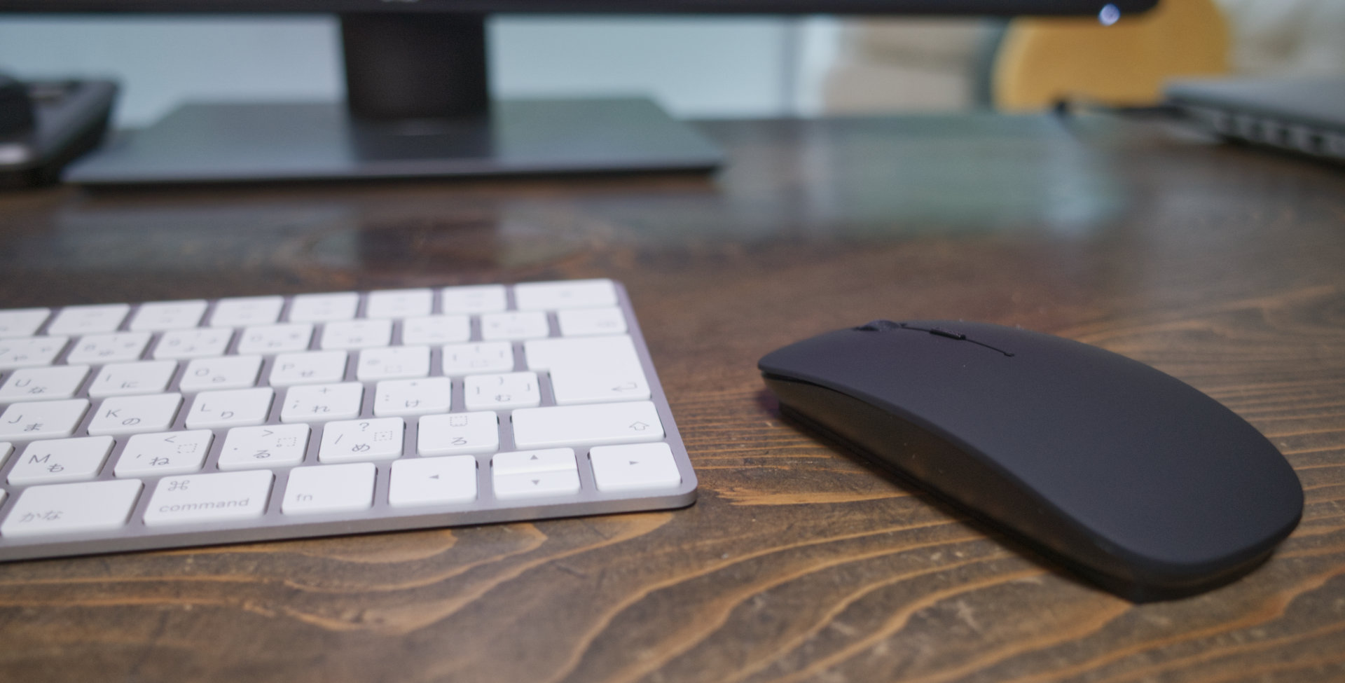 Apple Magic Keyboard とBluetooth ワイヤレスマウス「Scheki 」
