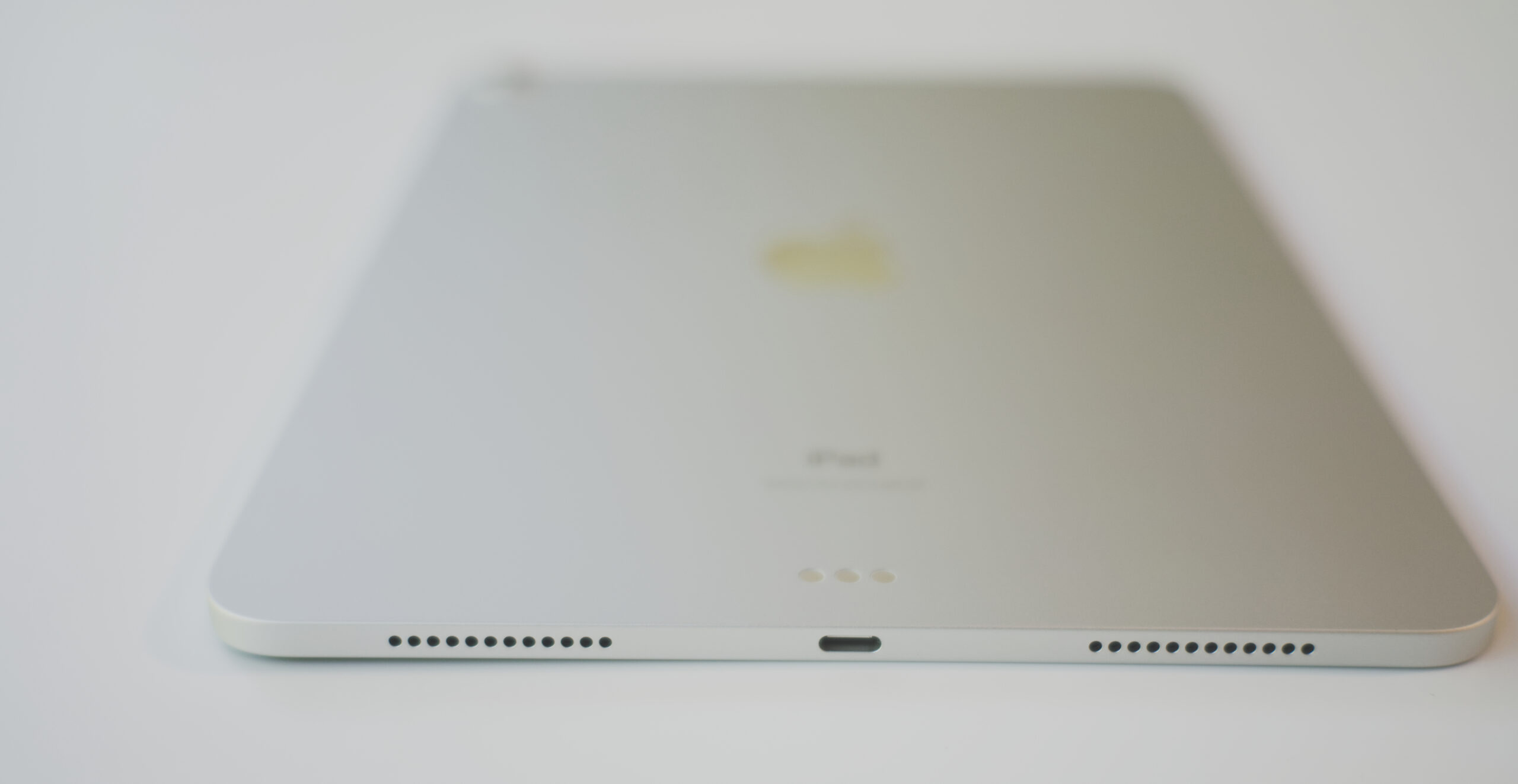 iPad Air4 (第4世代) USB-C 端子